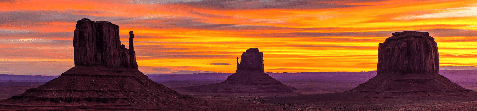monument-valley-sunset-1920x450